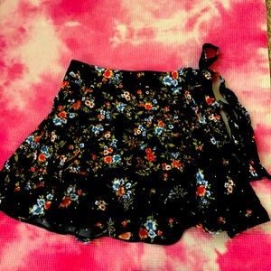 Forever-21 XS floral pattern high waisted mini skirt